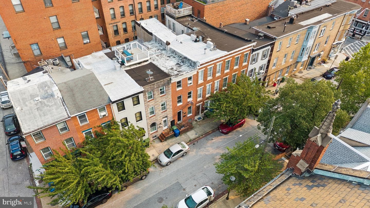 109 E West Street, Baltimore
