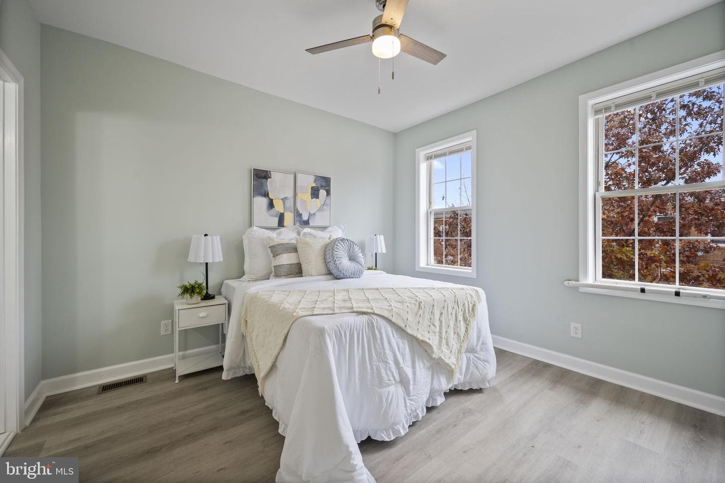 328 S Macon Street photo 13