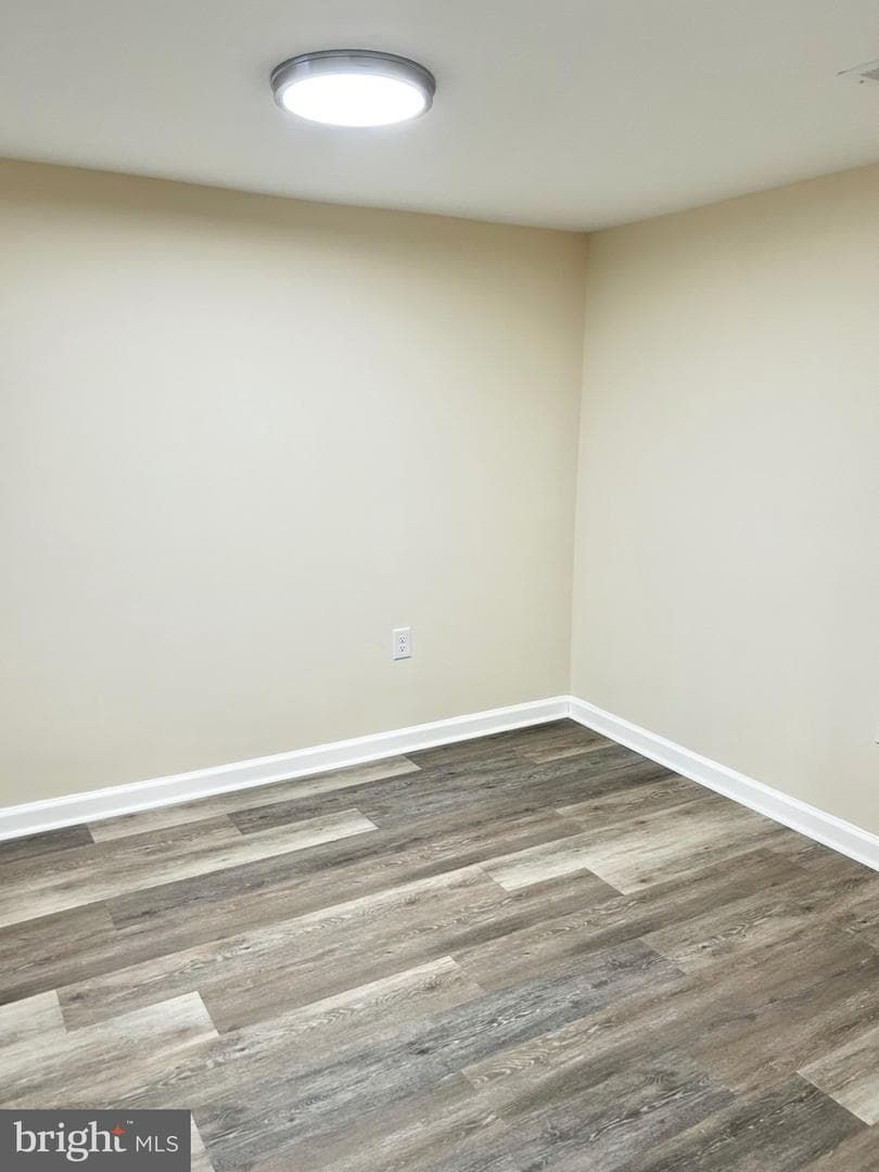 1609 Sherwood Avenue photo 21