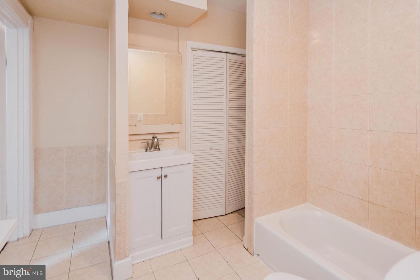 2035 Madison Avenue photo 31