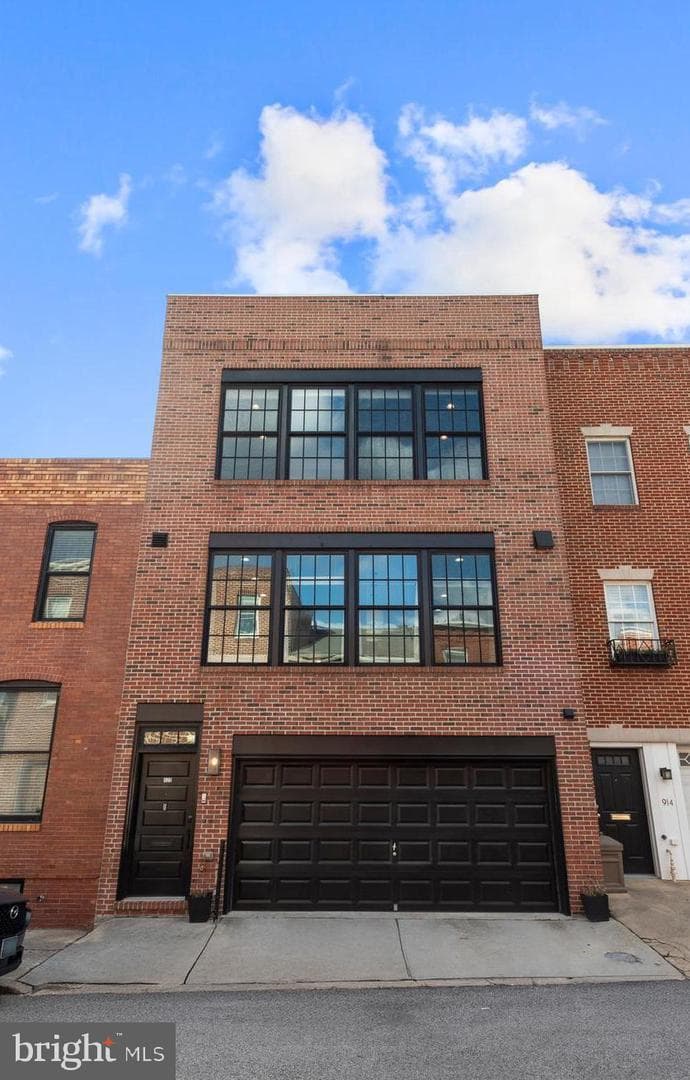 922 S Streeper Street, Baltimore