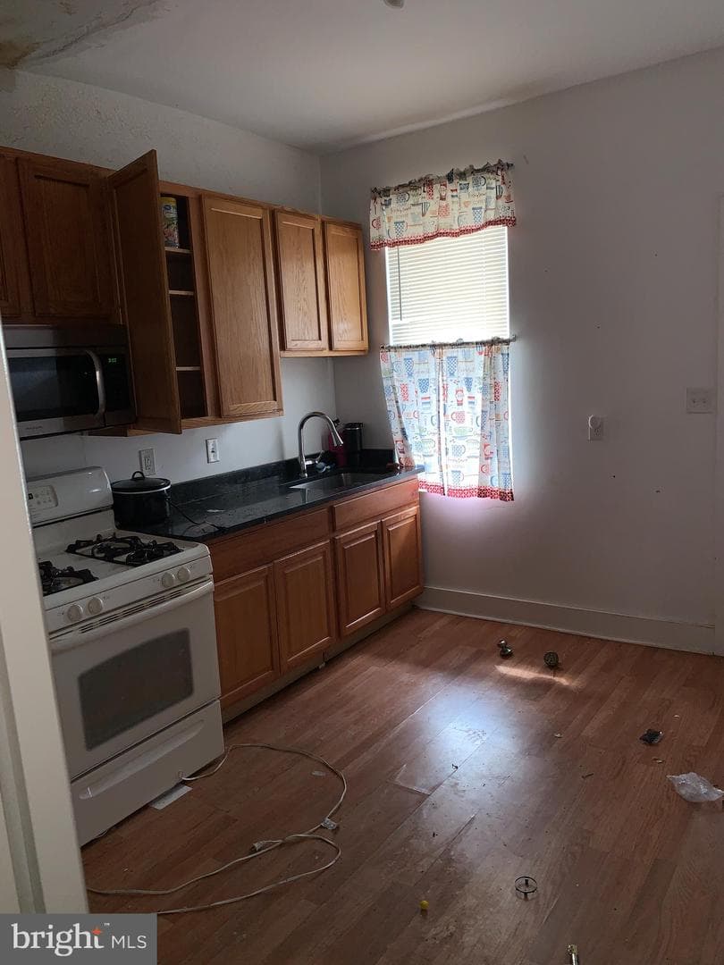 2305 Orem Avenue photo 10