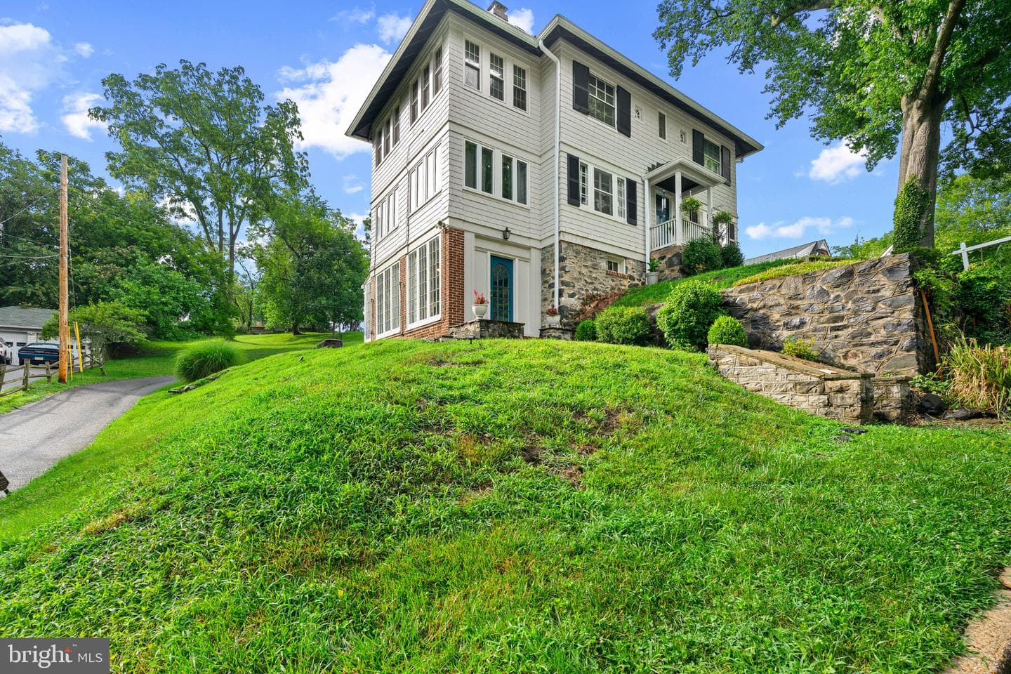 1804 Fairbank Road photo 2