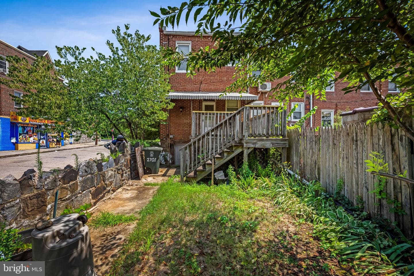 2701 Chesterfield Avenue photo 36