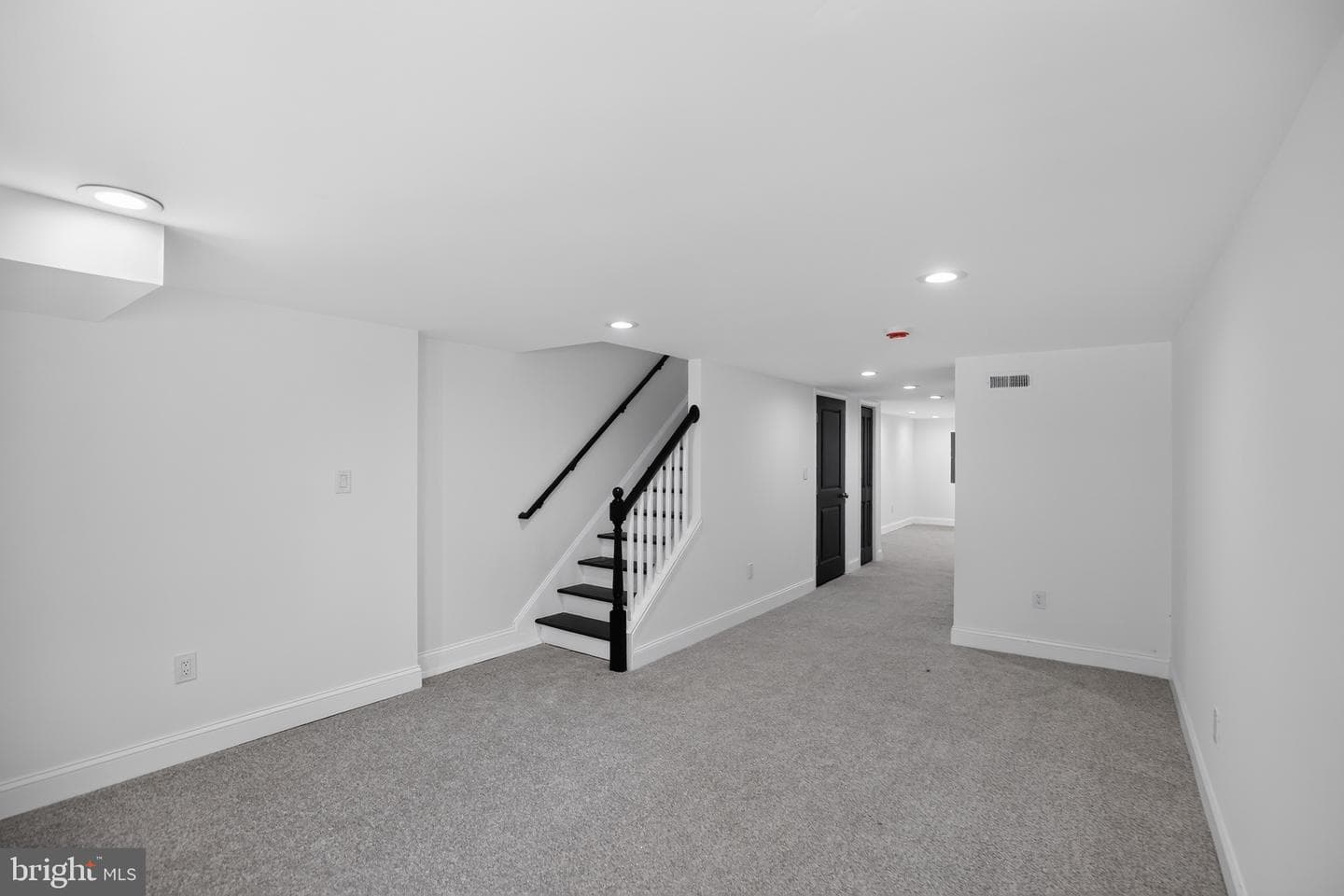 2877 Woodbrook Avenue photo 30