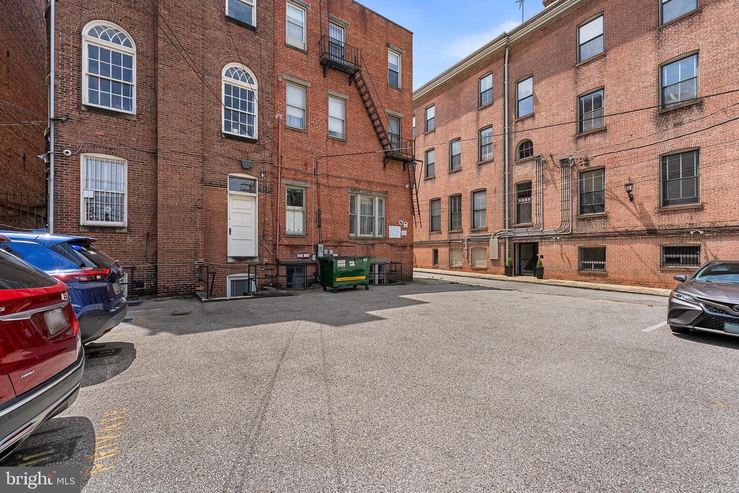 10 W Madison Street #31 photo 14