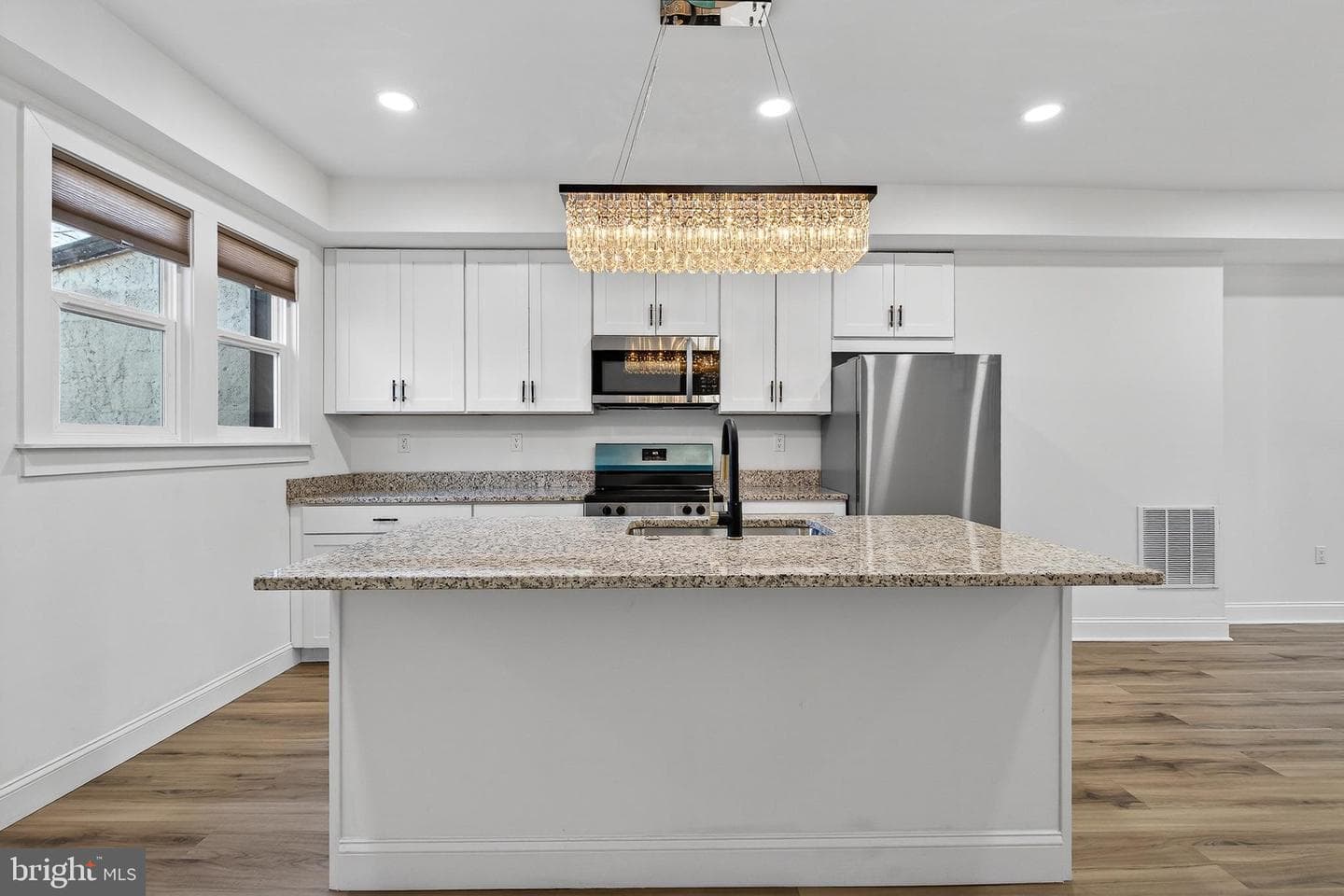 5249 Linden Heights Avenue photo 11