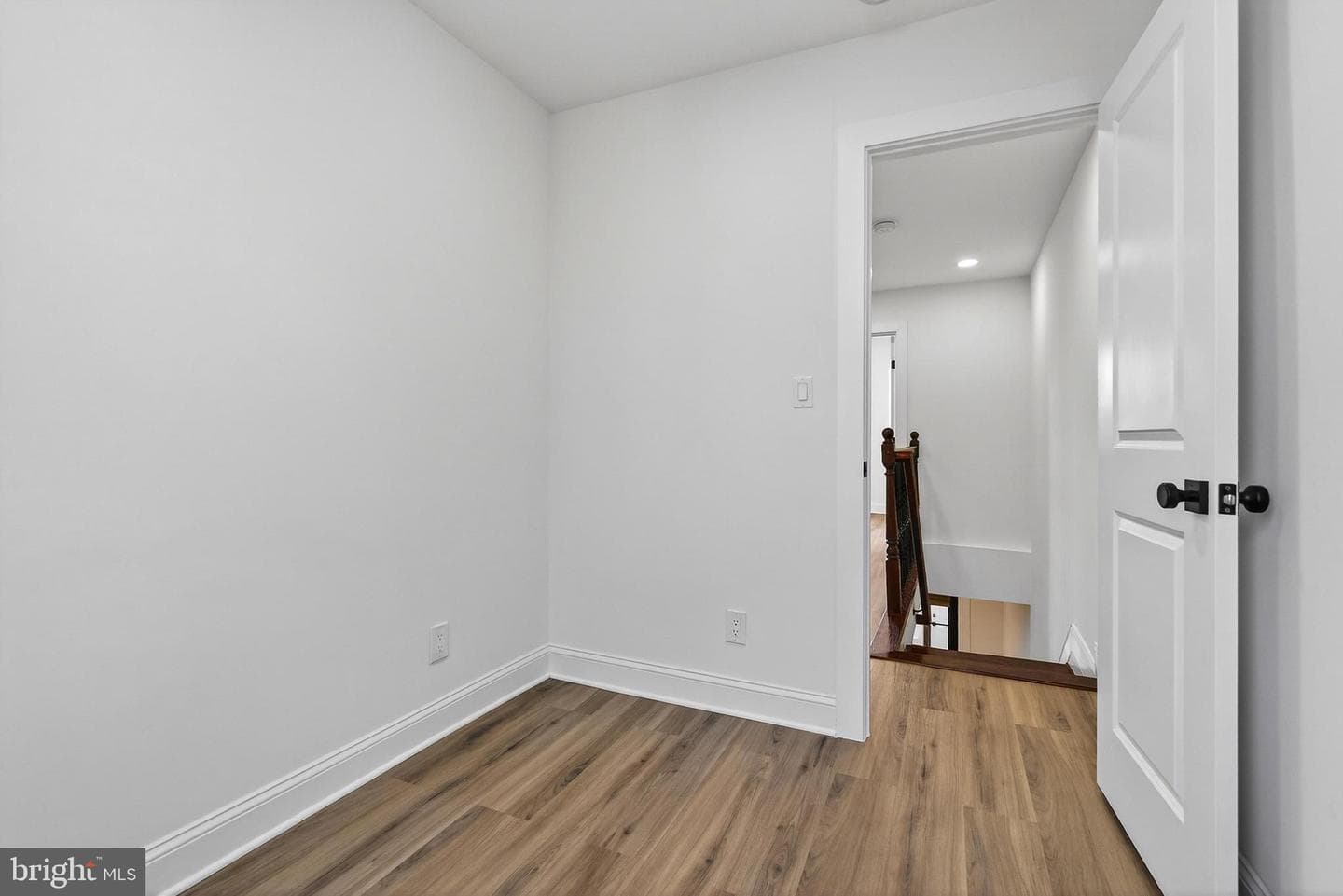 5249 Linden Heights Avenue photo 18