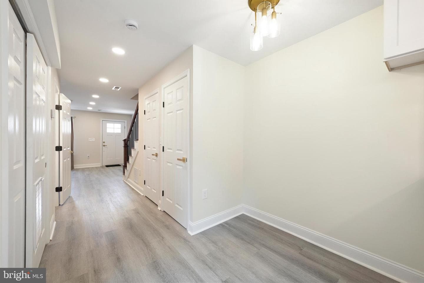 2645 Lehman Street photo 5