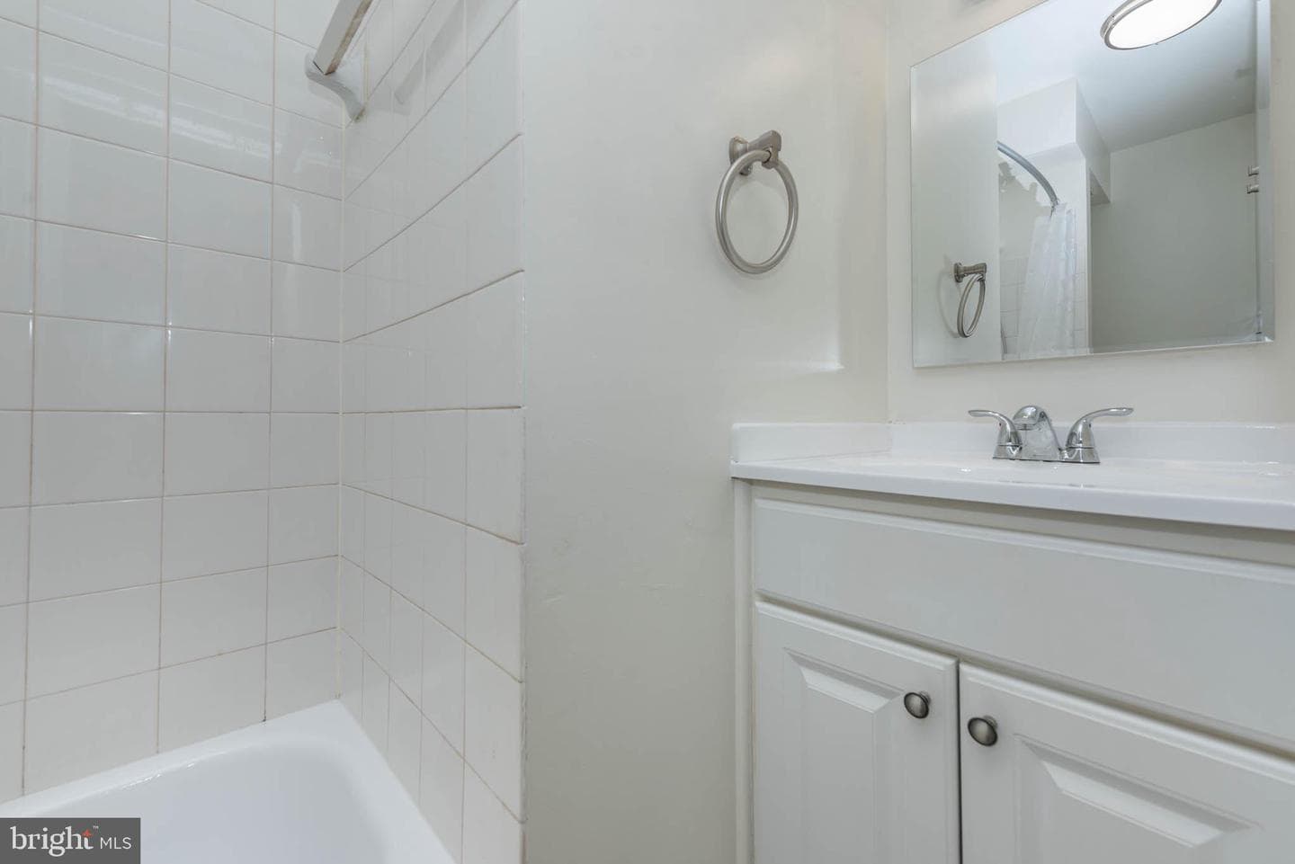 109 Scott Street photo 11