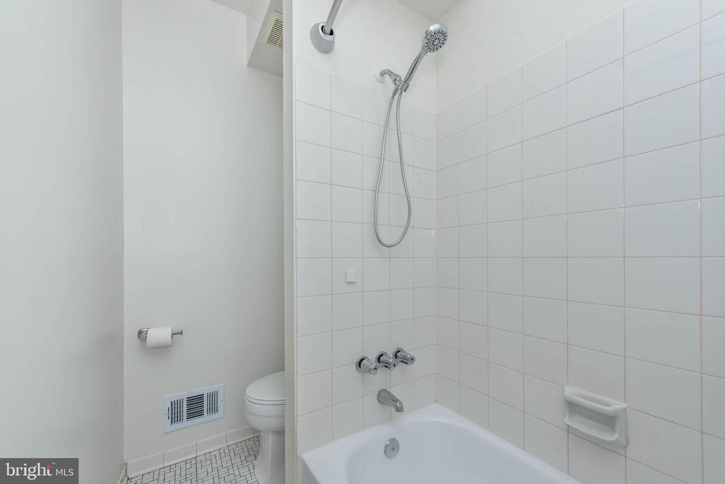 109 Scott Street photo 12