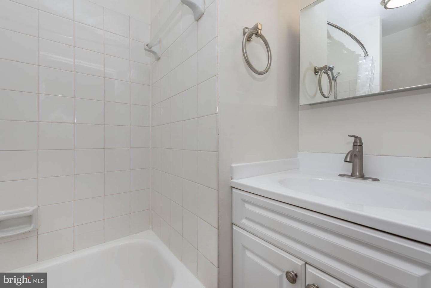 109 Scott Street photo 18