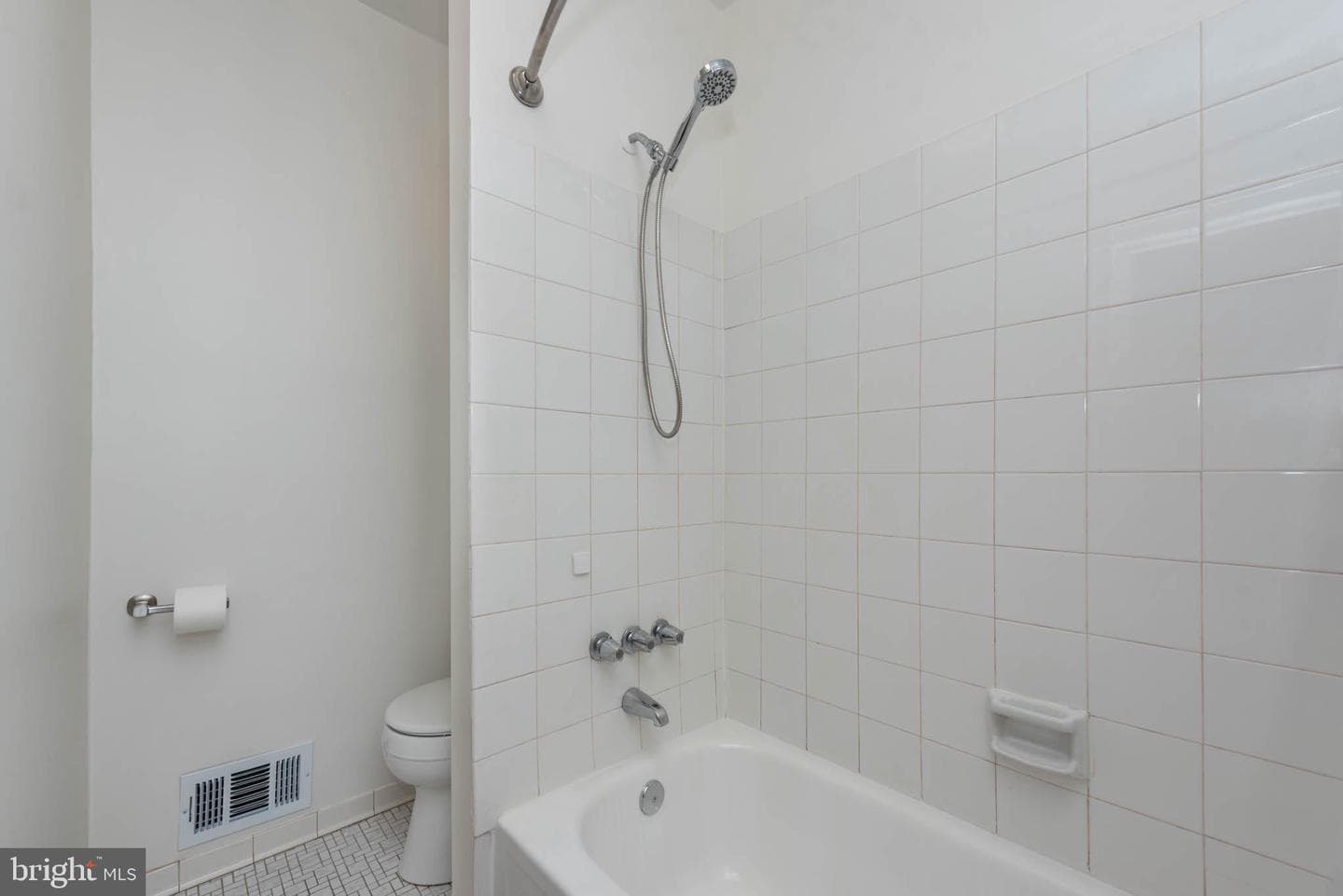 109 Scott Street photo 19