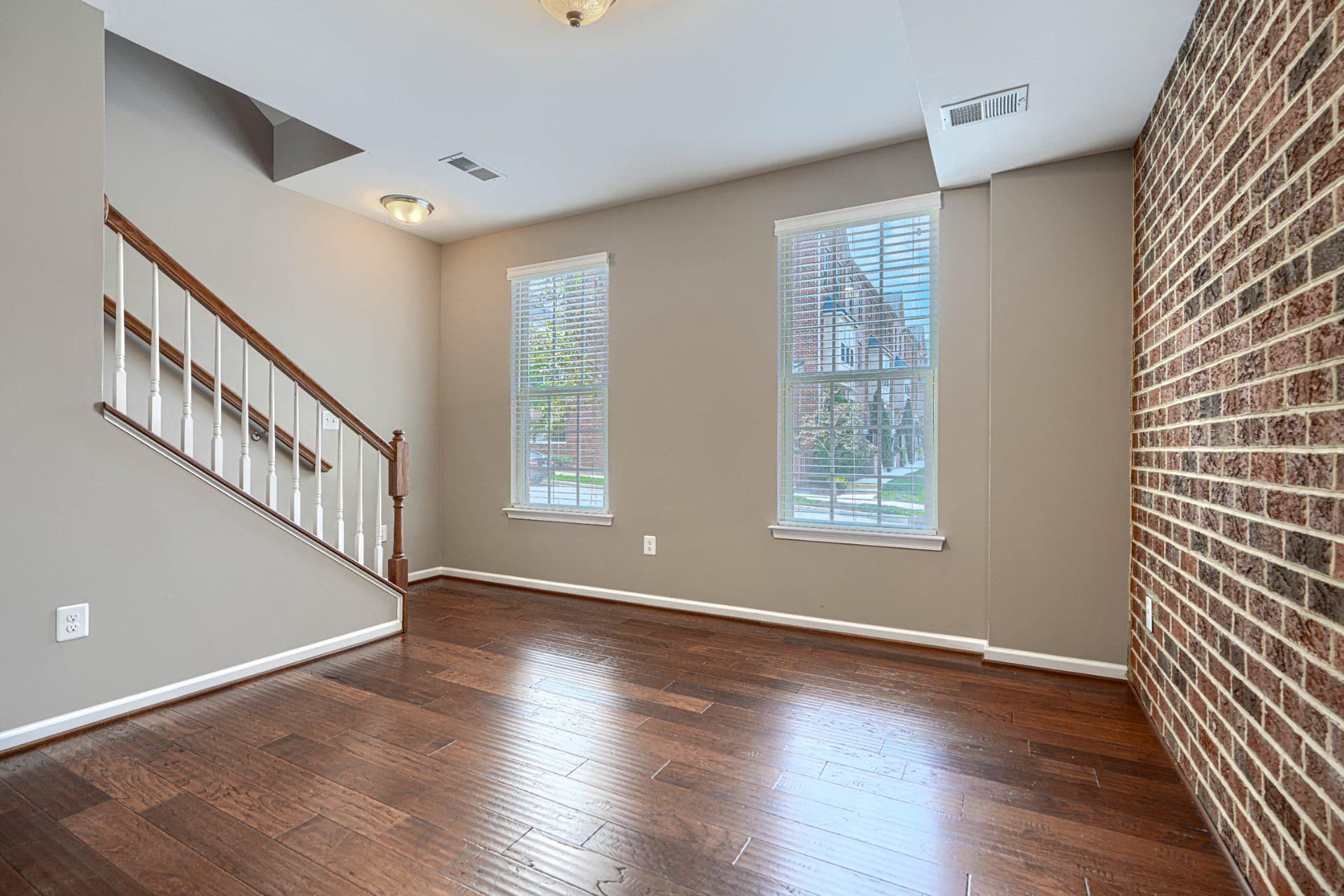4601 Fait Avenue photo 4