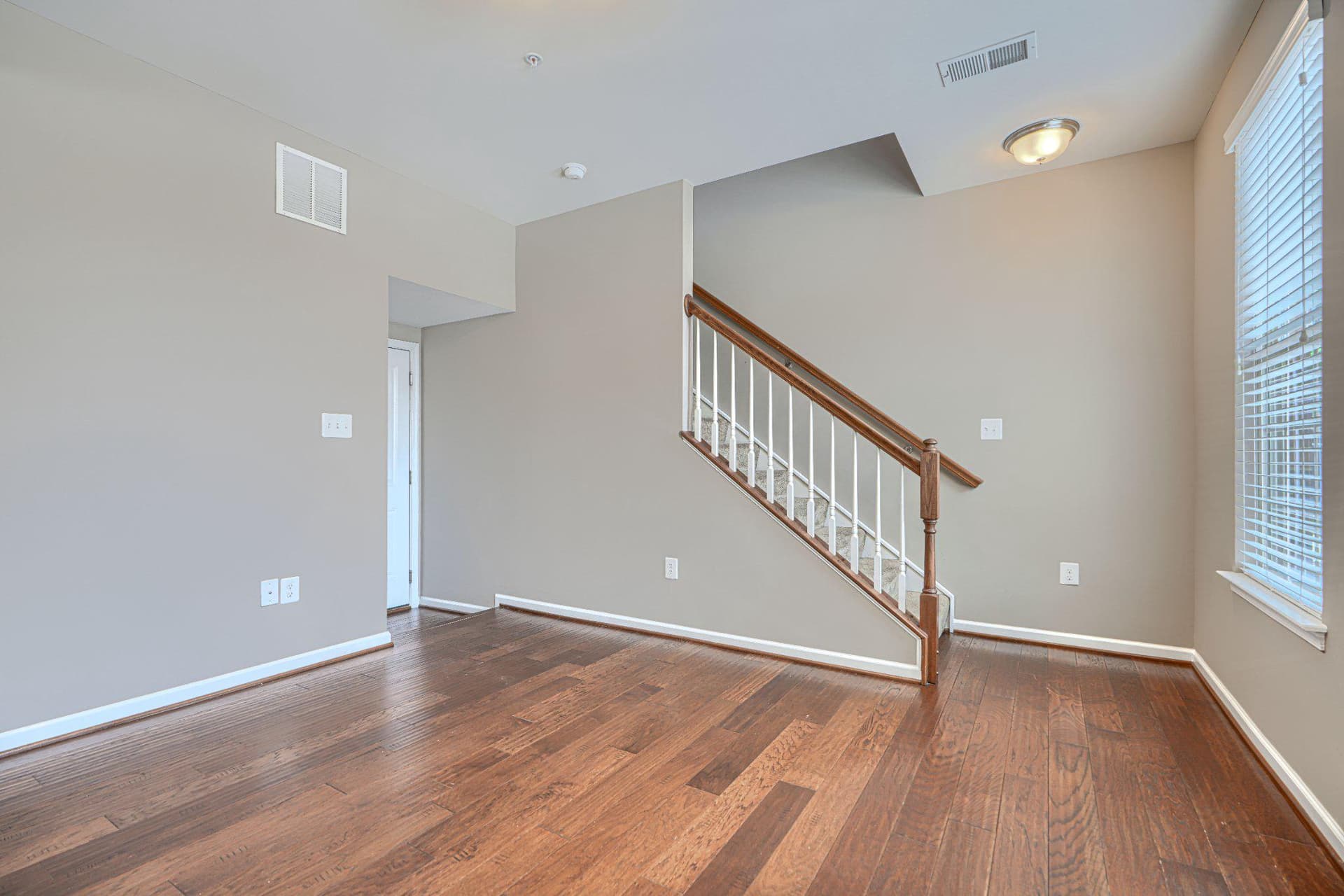 4601 Fait Avenue photo 5