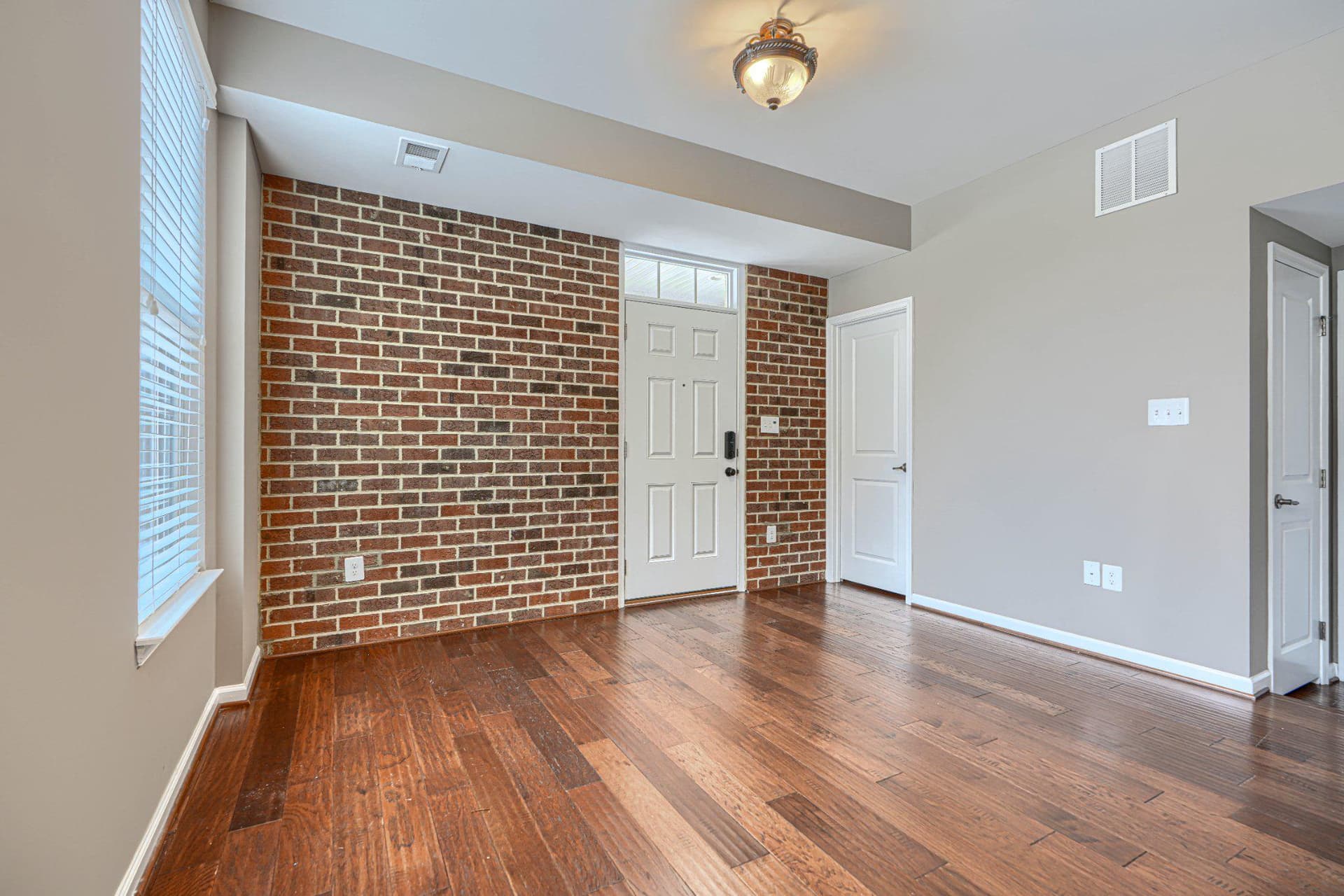 4601 Fait Avenue photo 6