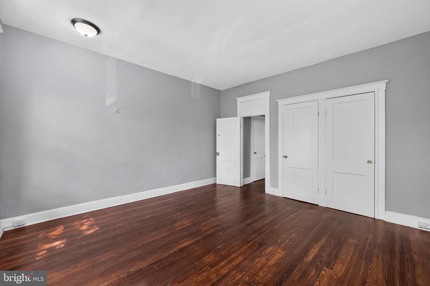 515 N Linwood Avenue photo 17