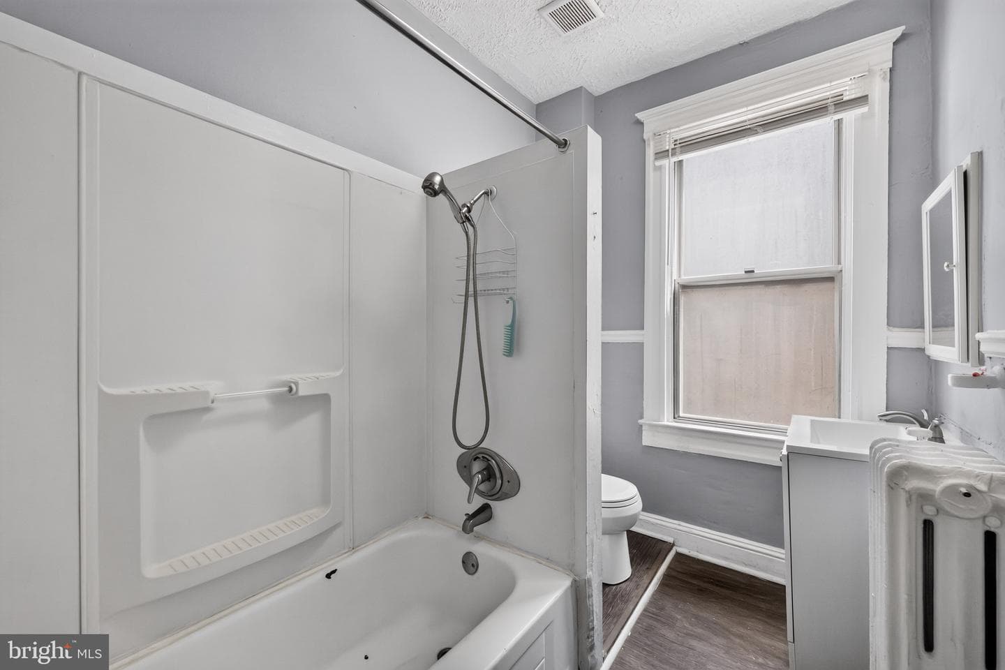 515 N Linwood Avenue photo 22