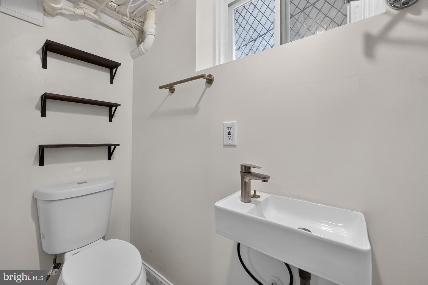 515 N Linwood Avenue photo 23