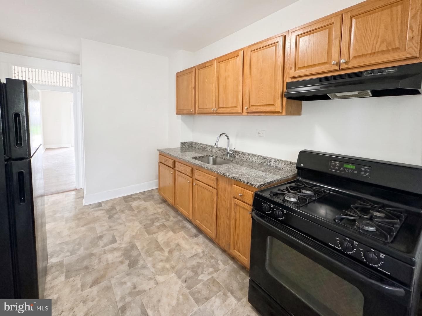 411 N Edgewood Street photo 10