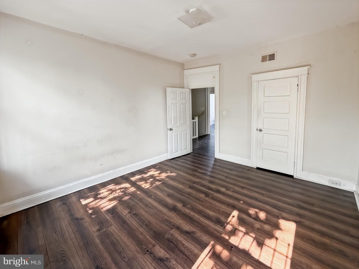 411 N Edgewood Street photo 16