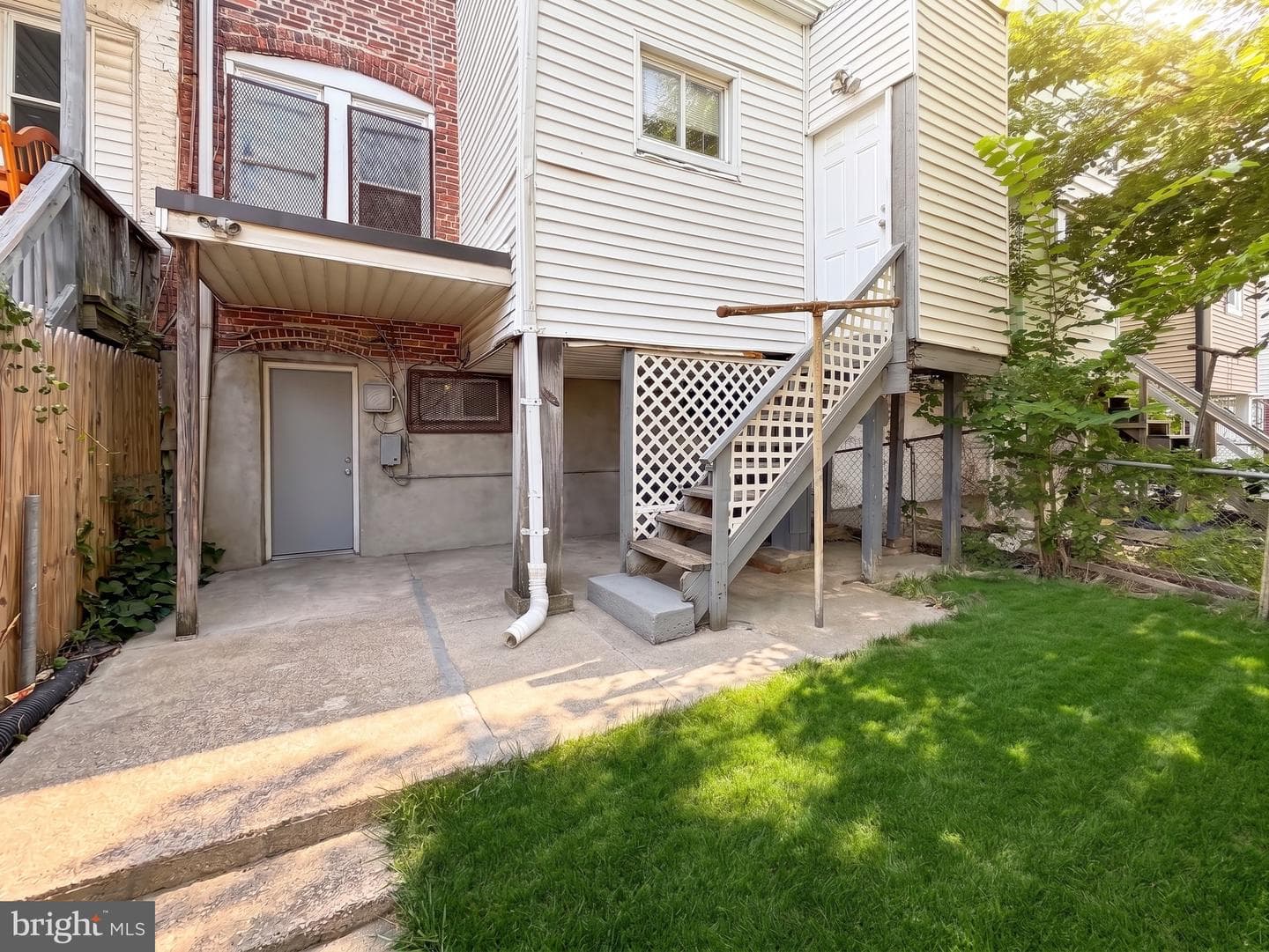 411 N Edgewood Street photo 28