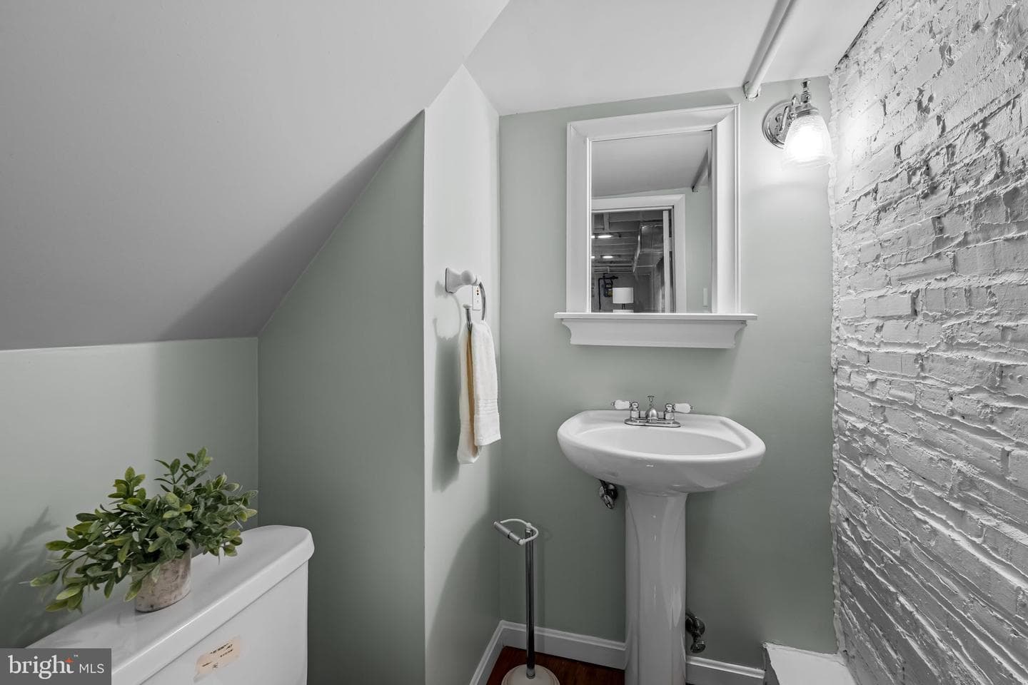 1417 Anchor Street photo 21