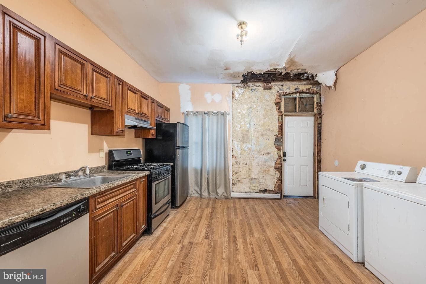 2705 Riggs Avenue photo 7