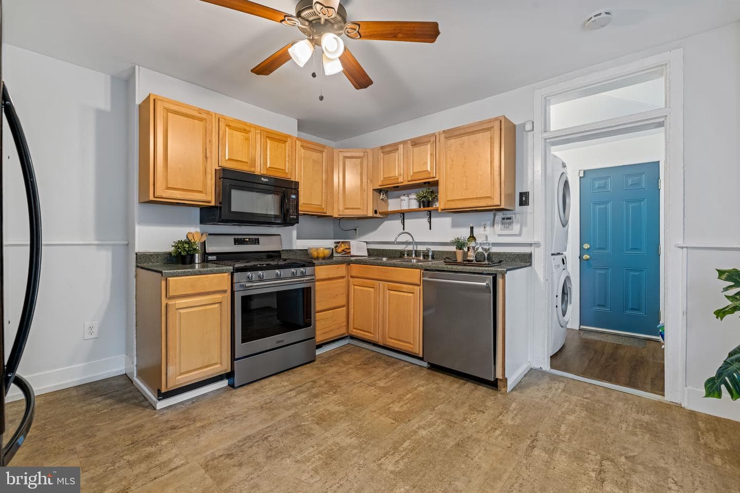 3723 Falls Road photo 14