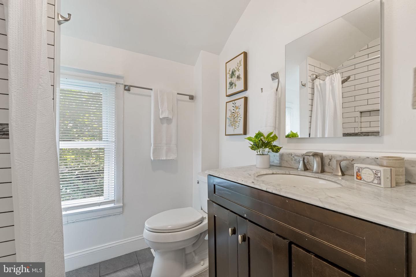 3723 Falls Road photo 26