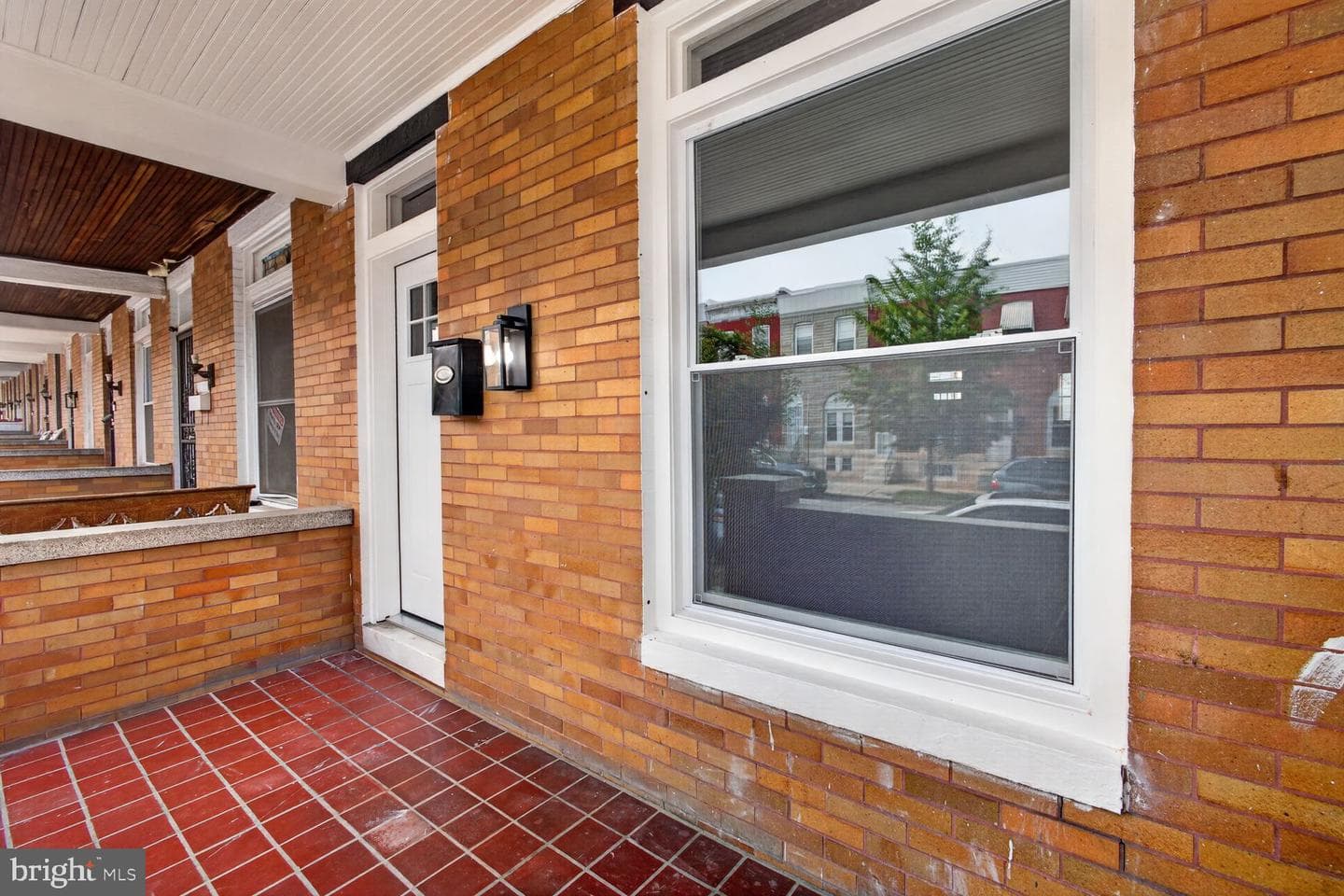 2605 E Hoffman Street photo 4