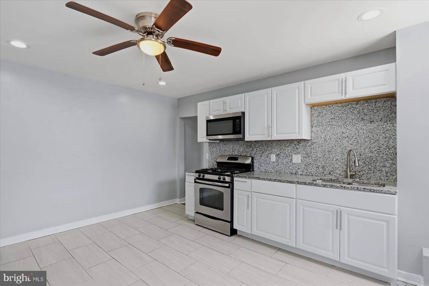 502 Tunbridge Road photo 13