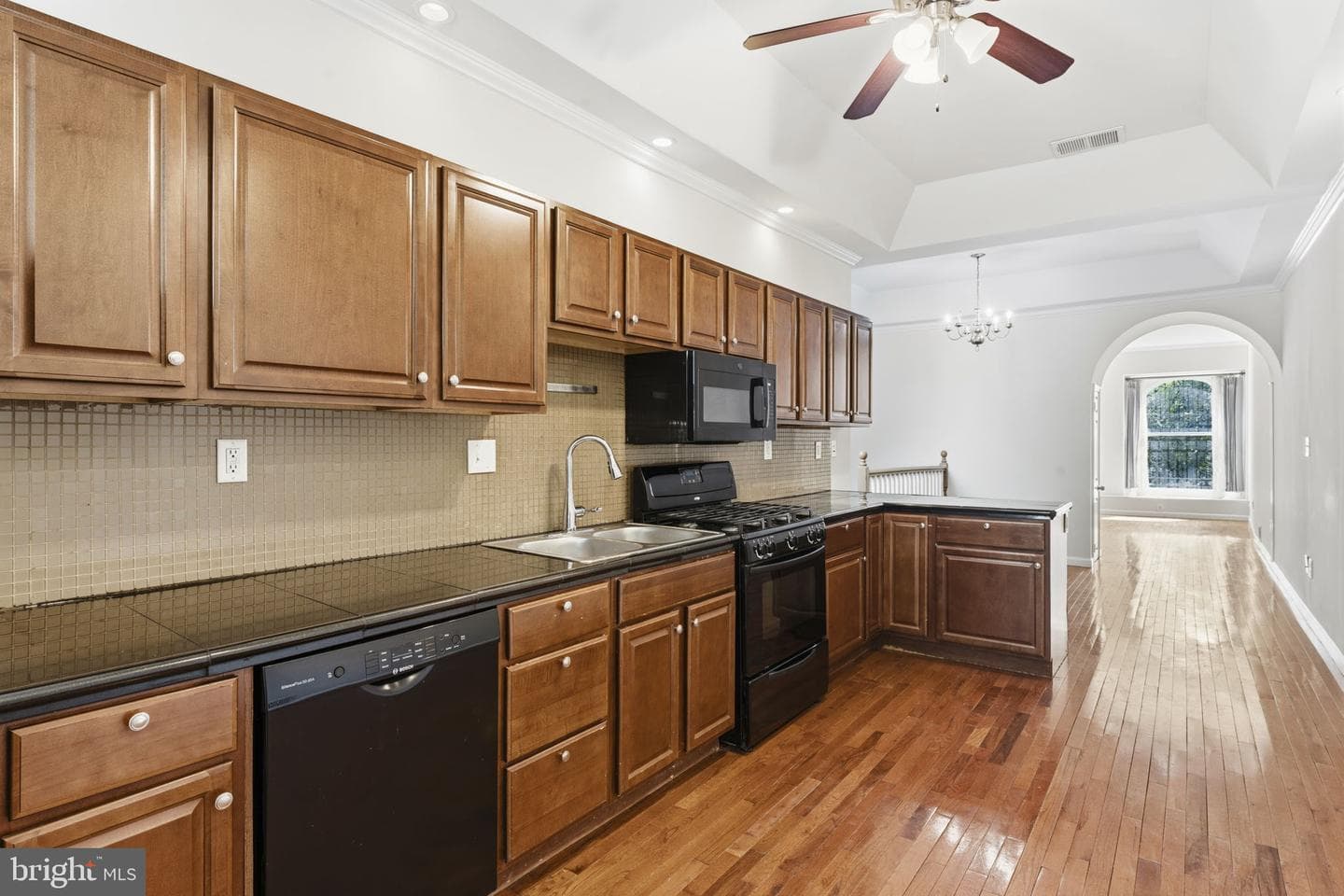 1110 Guilford Avenue photo 13