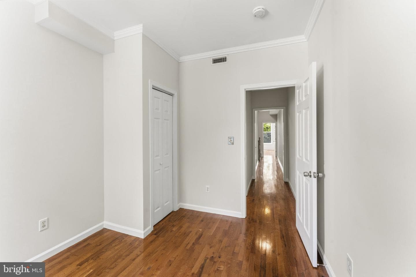 1110 Guilford Avenue photo 26