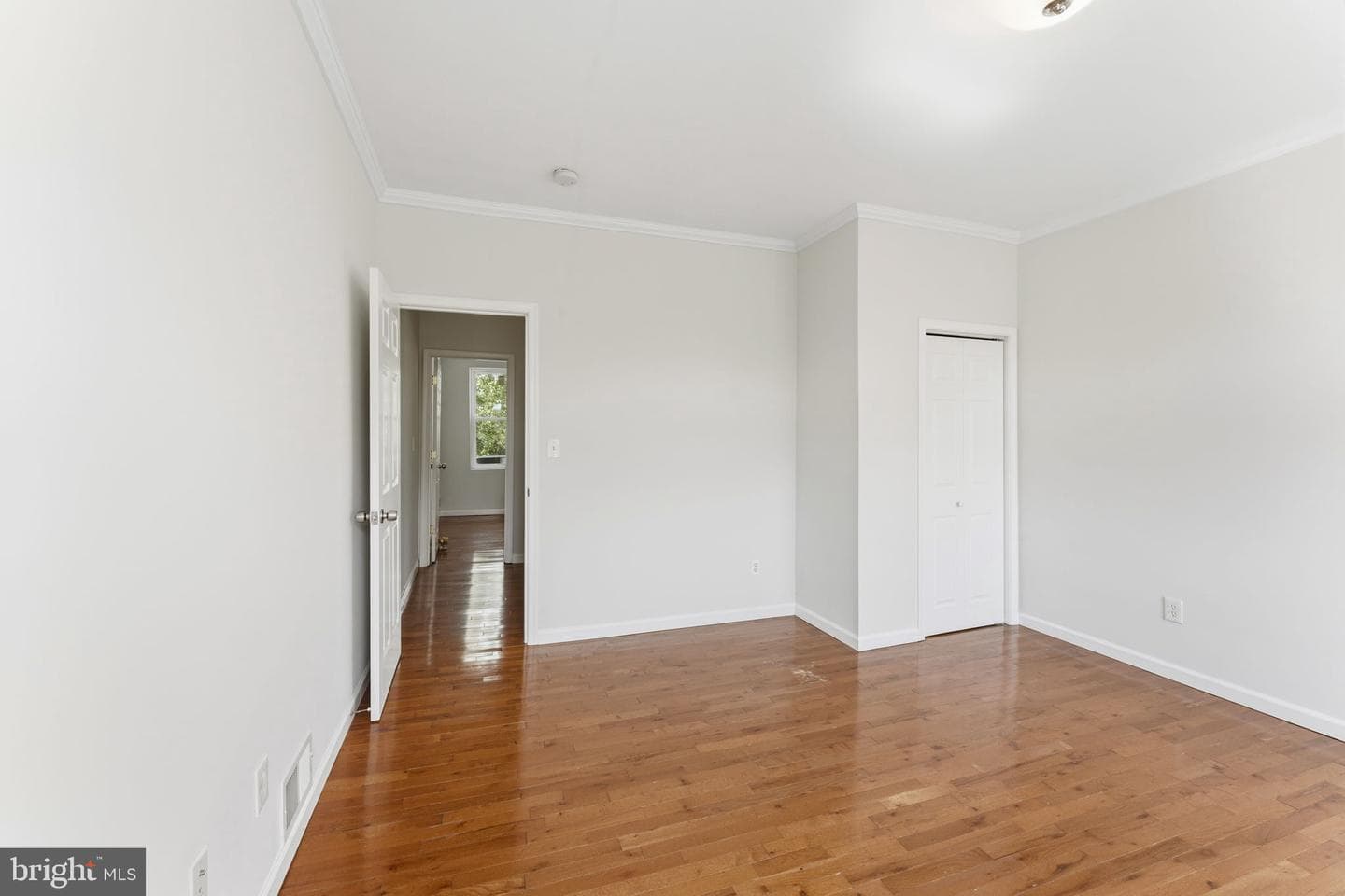 1110 Guilford Avenue photo 30