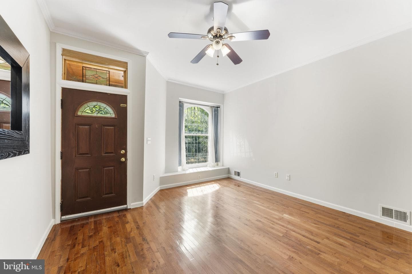 1110 Guilford Avenue photo 4