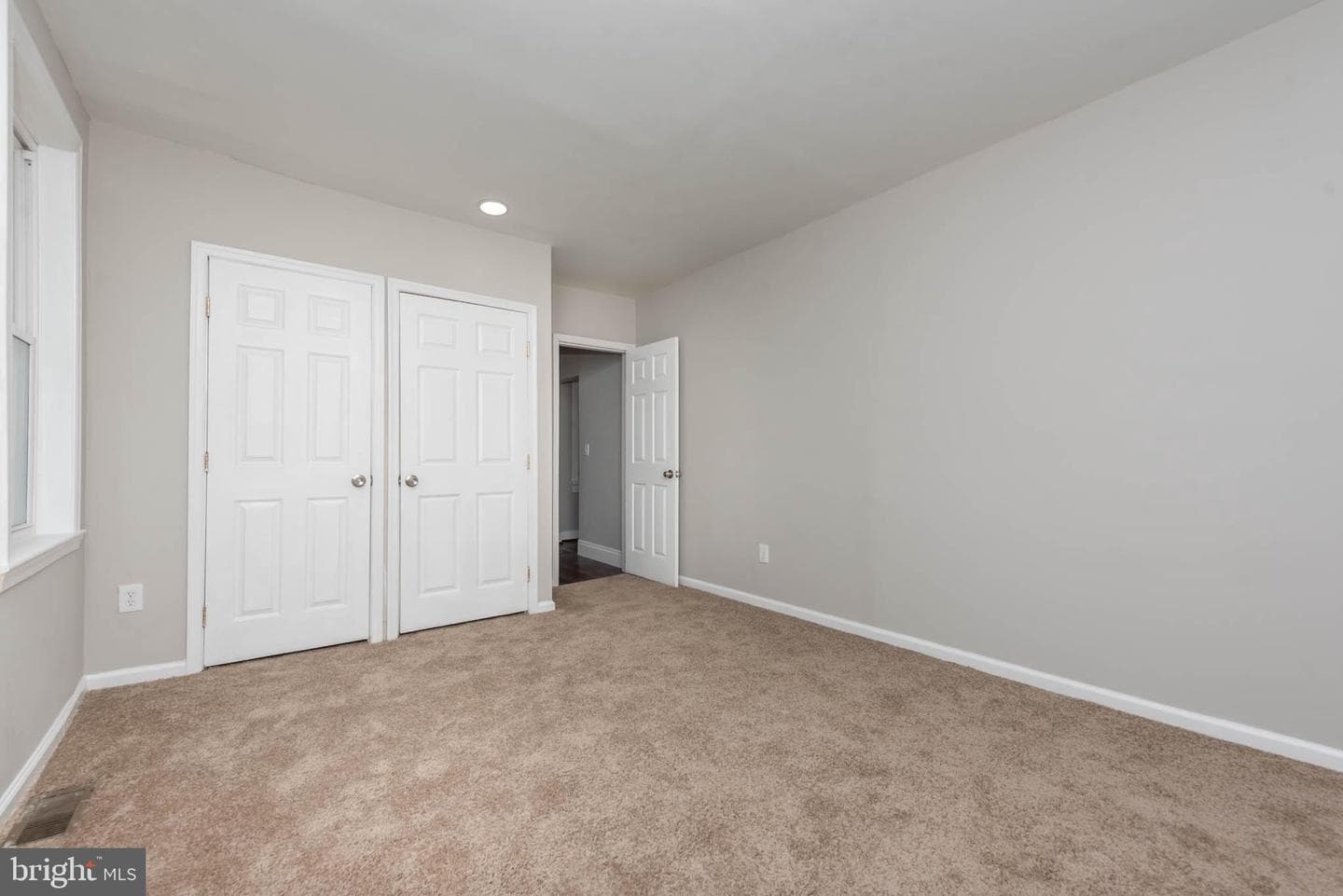 3300 Hamilton Avenue photo 16