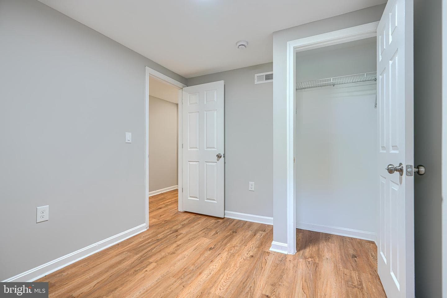 3023 W Garrison Avenue photo 32