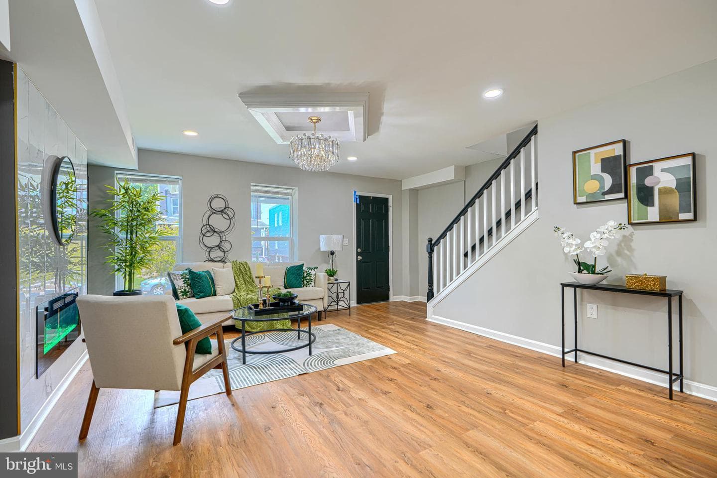 3023 W Garrison Avenue photo 7