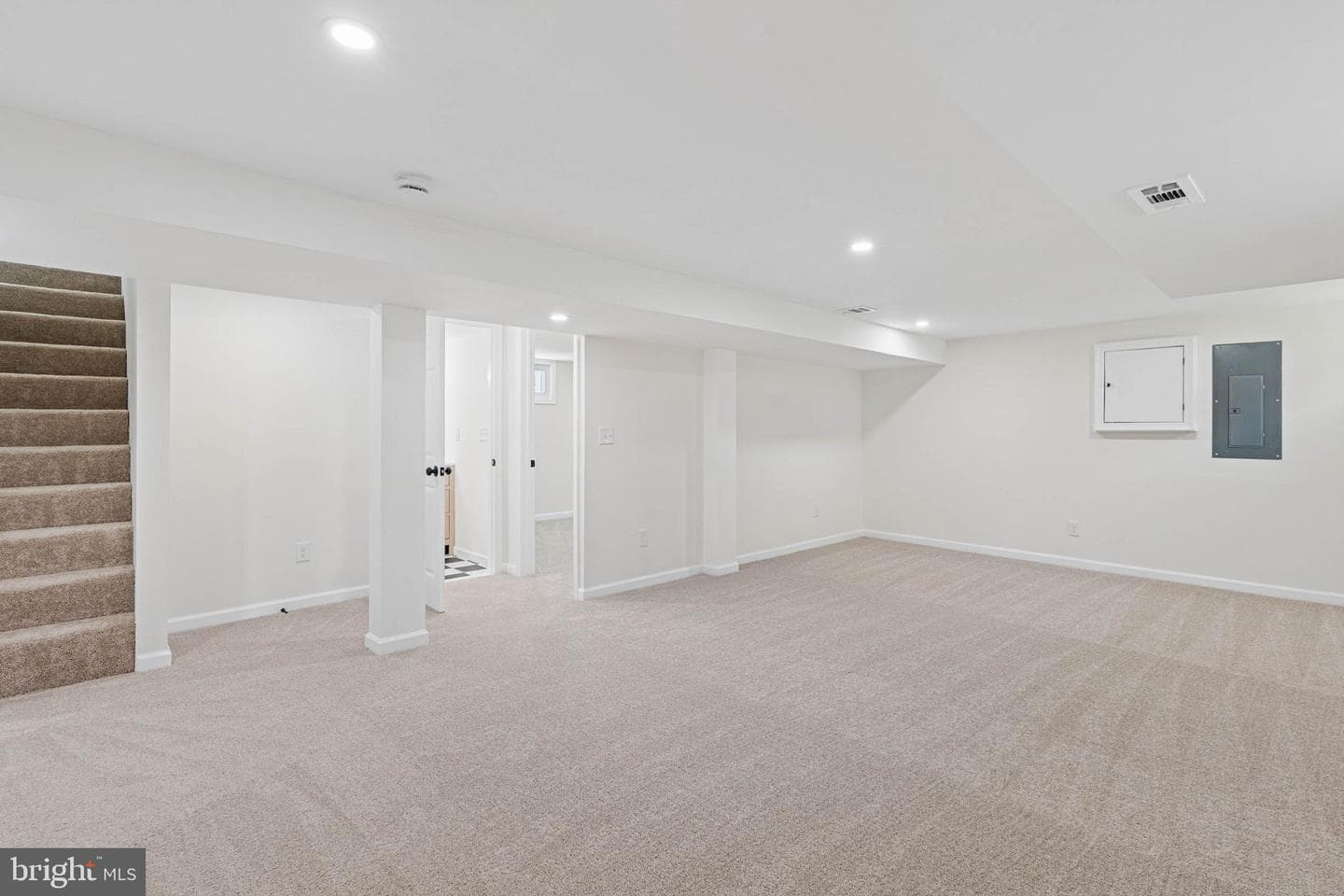 3807 Grenton Avenue photo 26