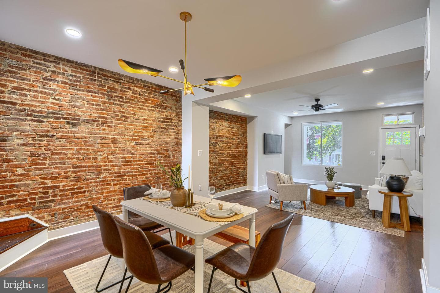 3523 Roland Avenue photo 10