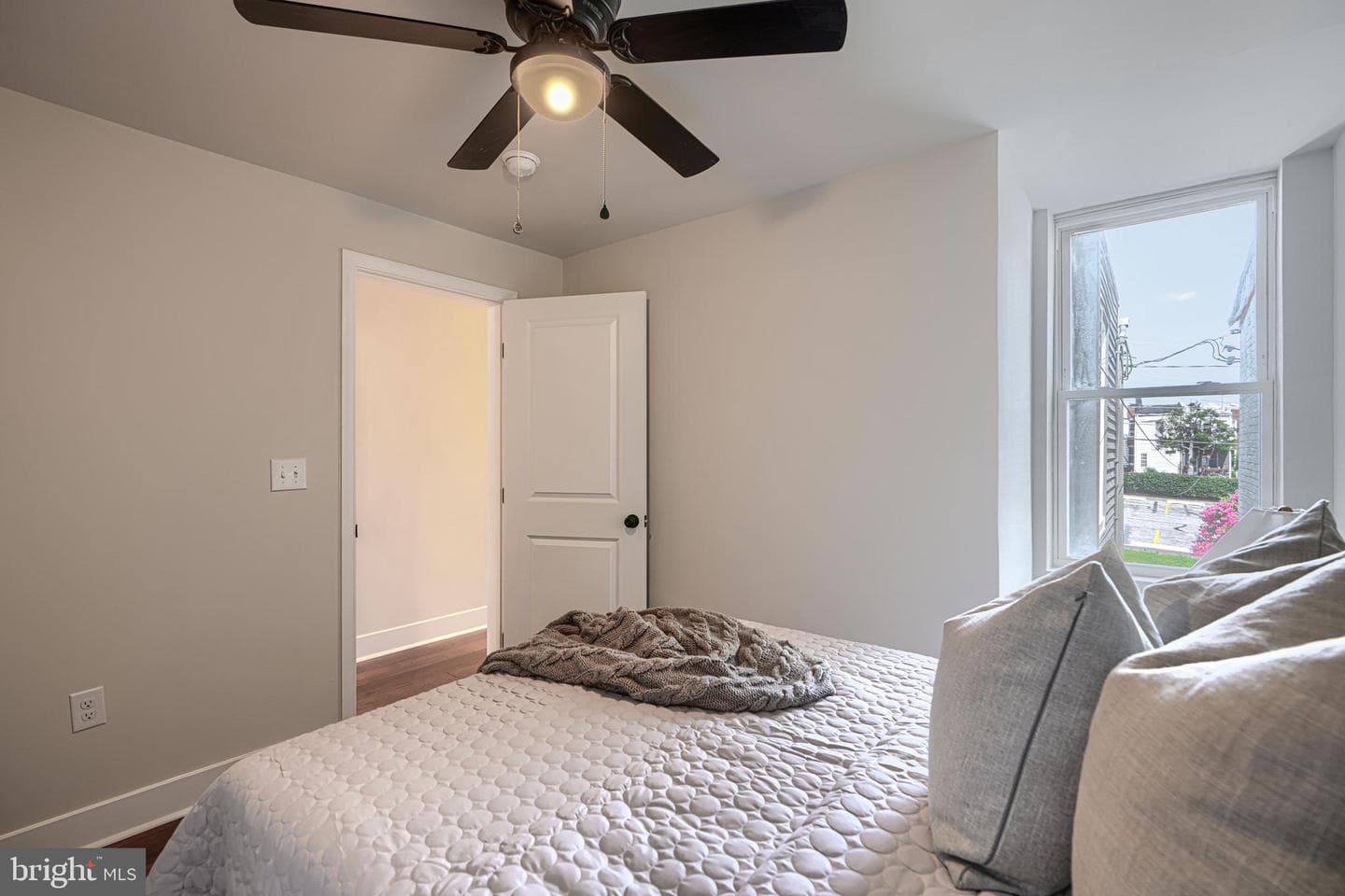 3523 Roland Avenue photo 25