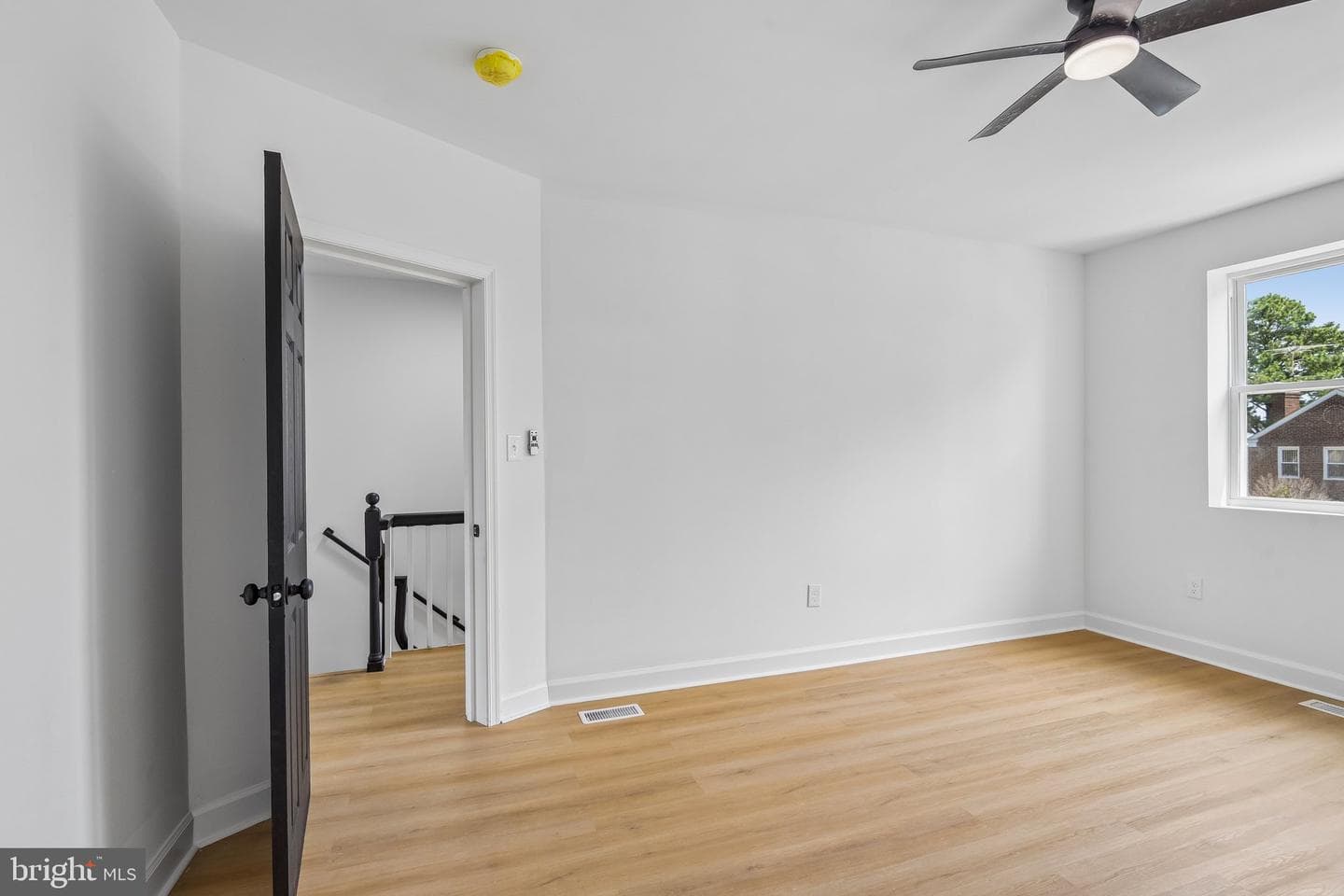 1528 Sheffield Road photo 29