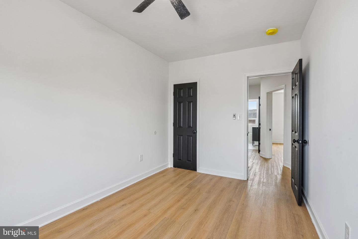 1528 Sheffield Road photo 34