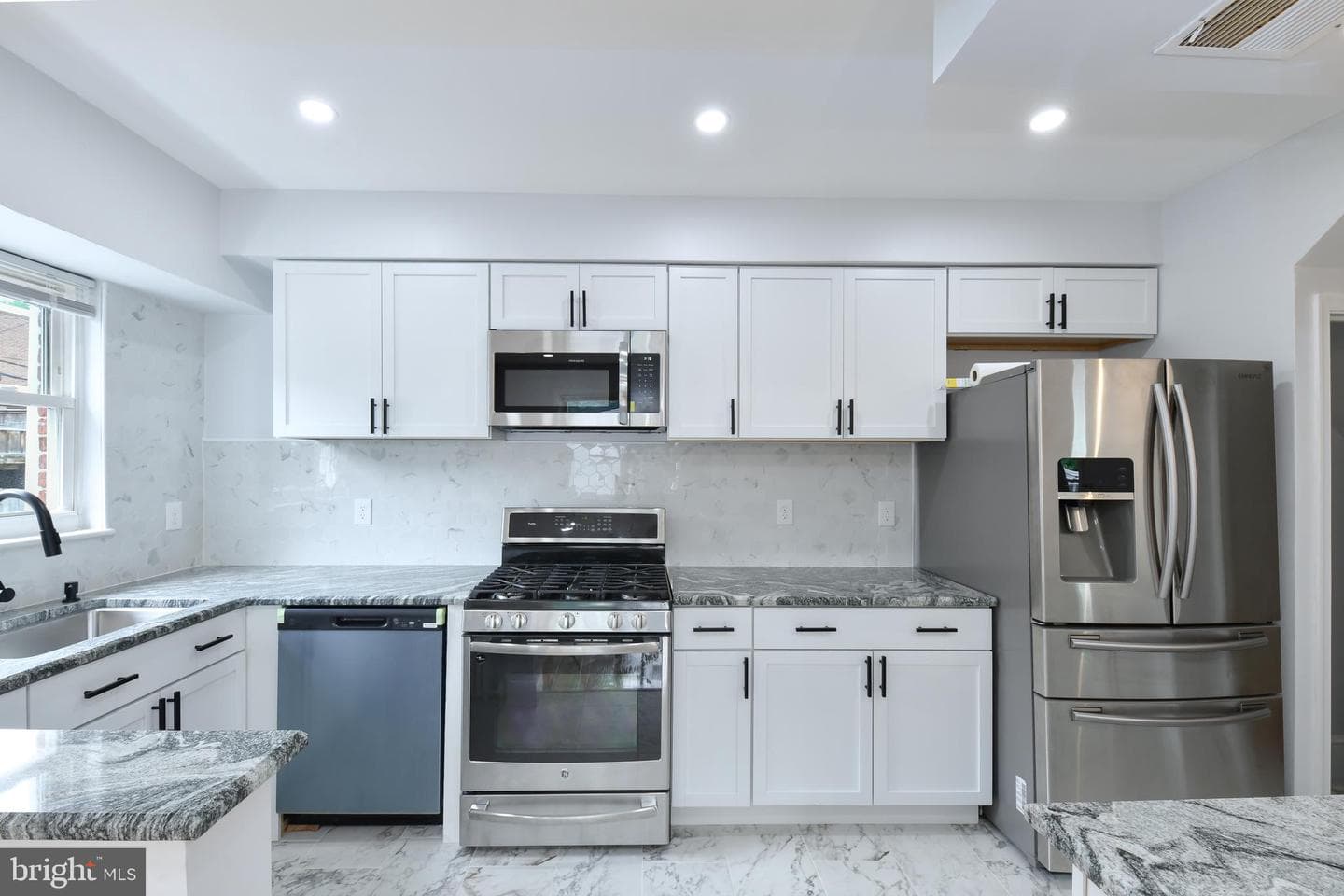 3700 Kimble Road photo 10