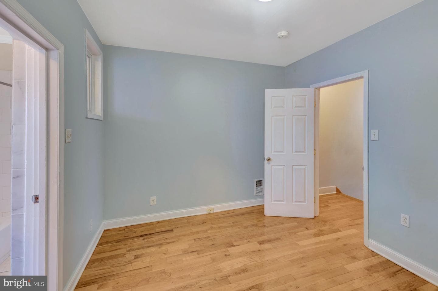 2425 Ashland Avenue photo 13