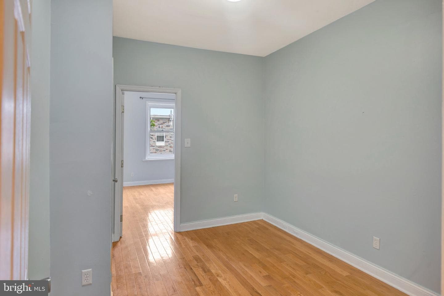 2425 Ashland Avenue photo 16