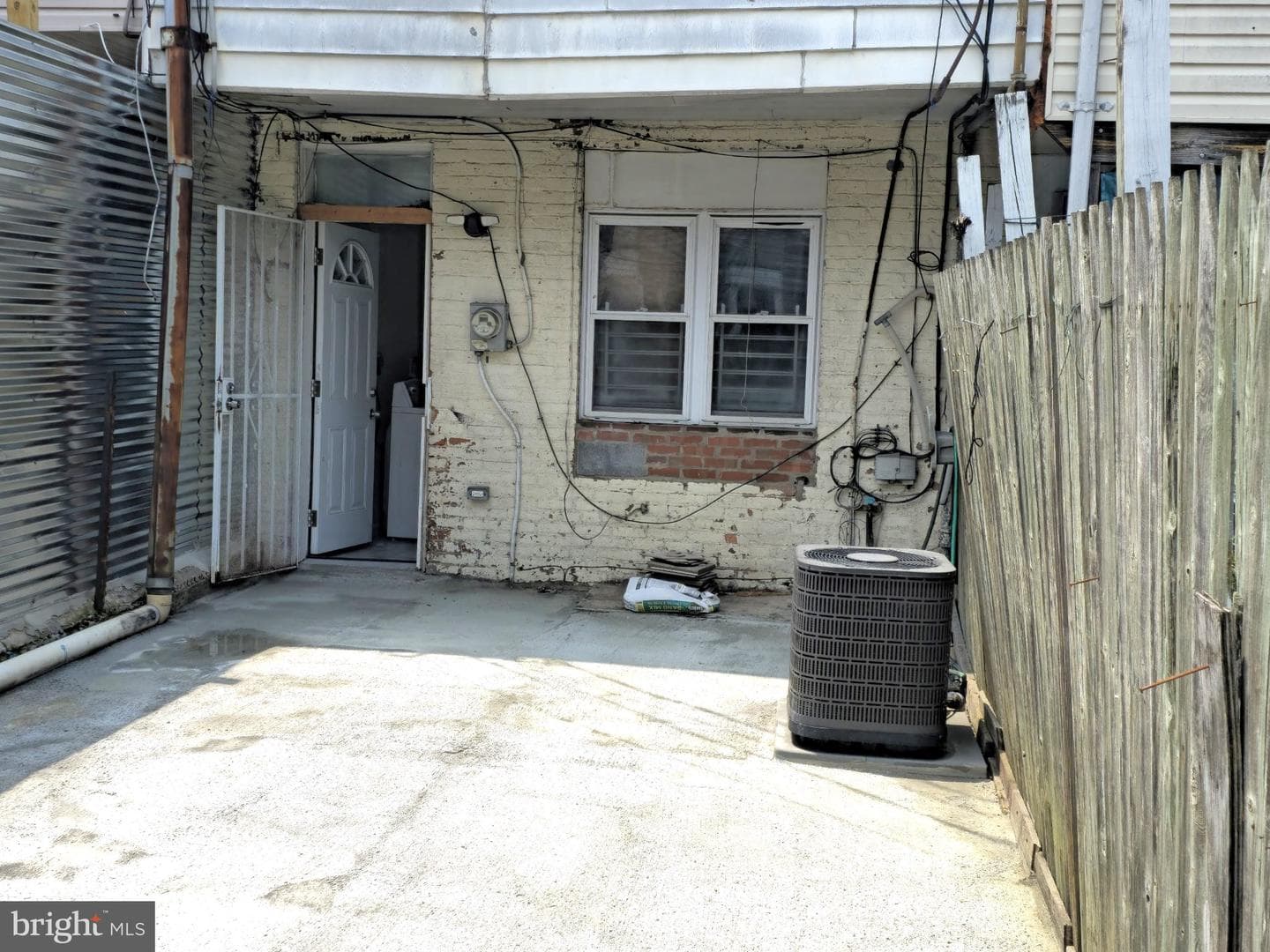 37 S Highland Avenue photo 12