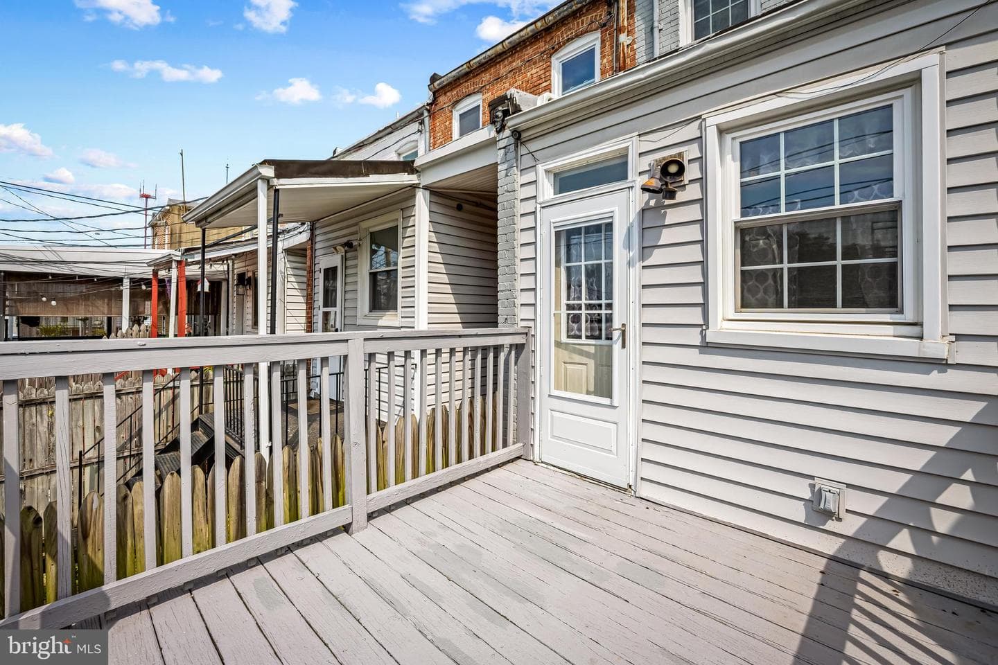 1109 W 40th Street photo 28