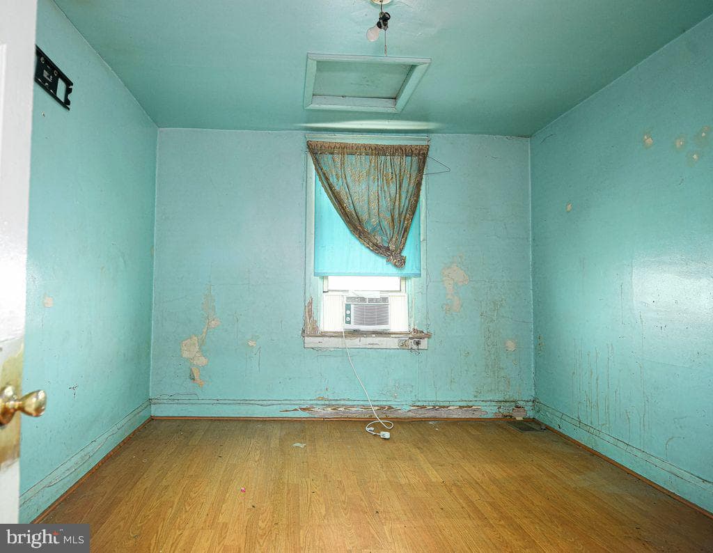 1227 N Potomac Street photo 9